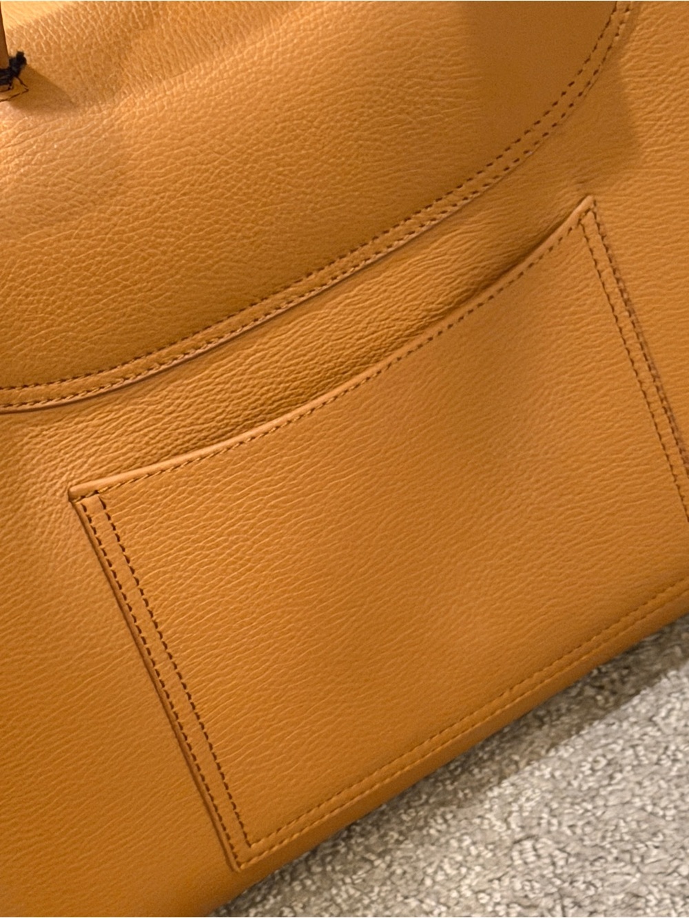Polène Numero Un- larger one satchel - Picture 11 of 14